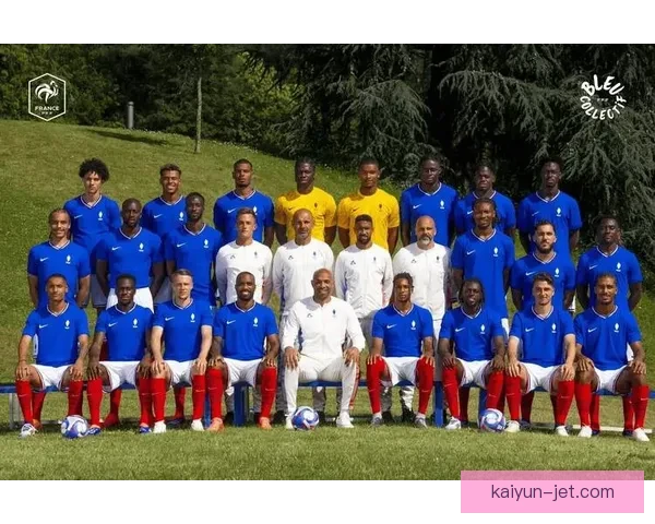 亨利职业生涯高光时刻回顾，状态回暖引发球迷热议