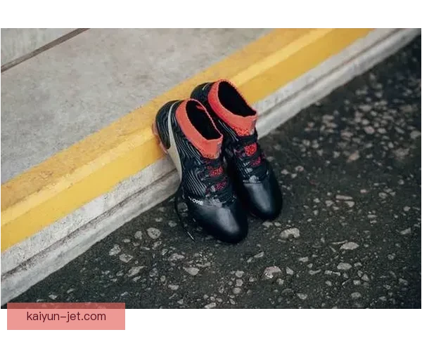 Lautaro 选择的足球鞋助力其状态回暖，表现持续稳定。