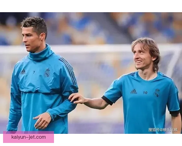 佩德里与莫德里奇近期表现对比：技术风格与赛场影响力分析